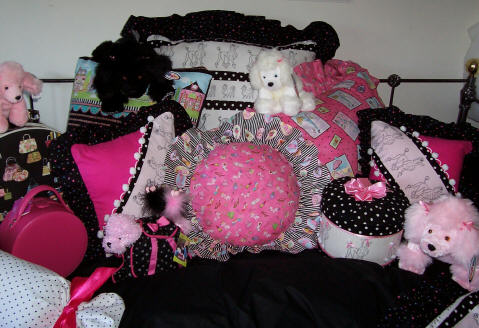 PinkPoodleBeddingCOND.jpg
